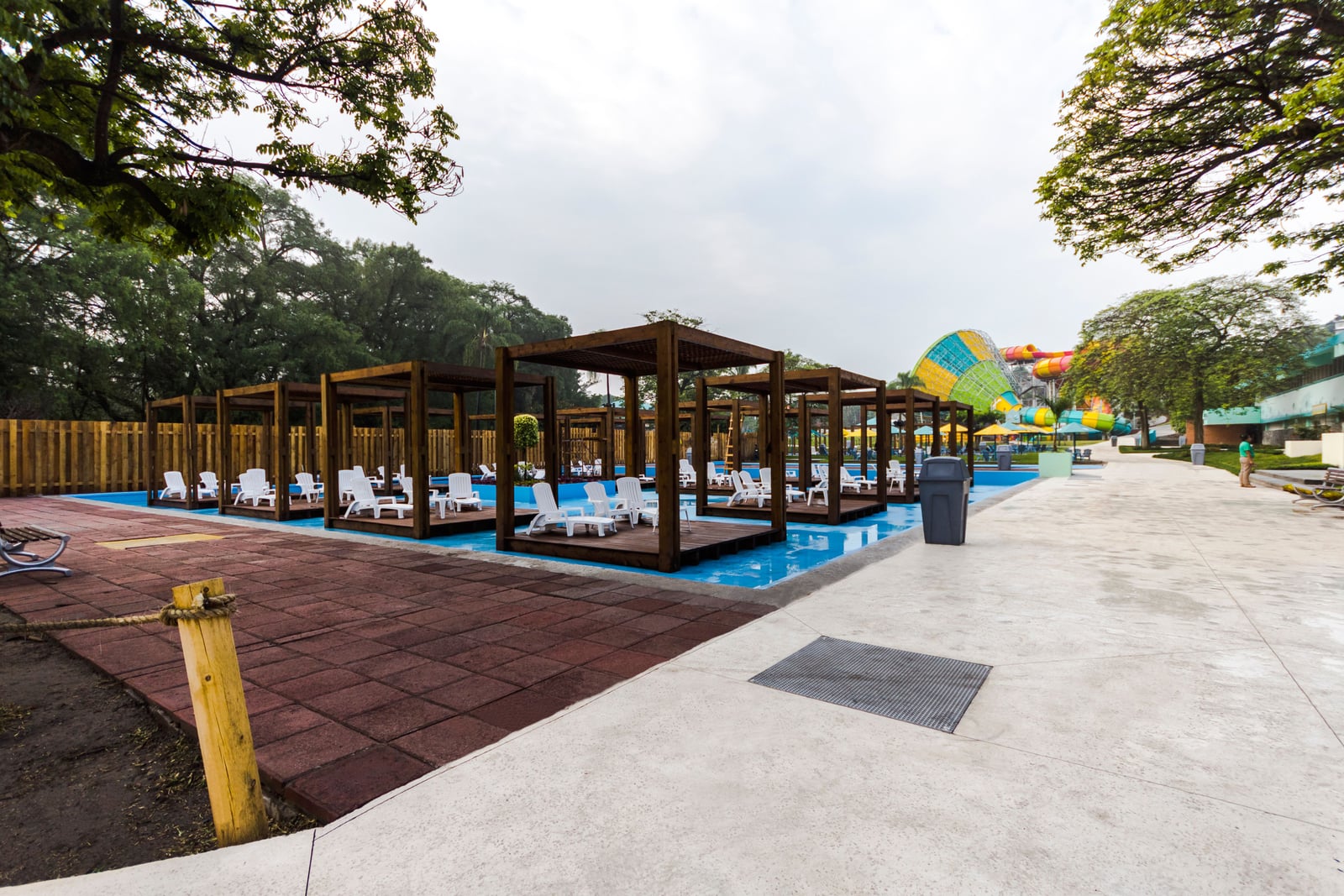 Pergolas and rest areas at Hurricane Harbor Oaxtepec